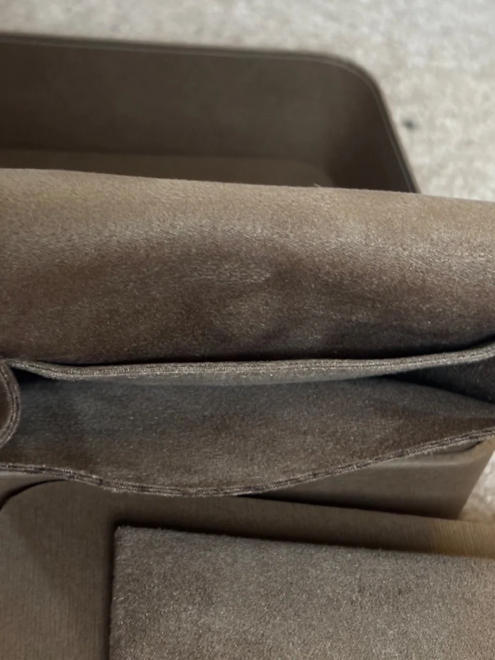 Yurman Travel pouch and box